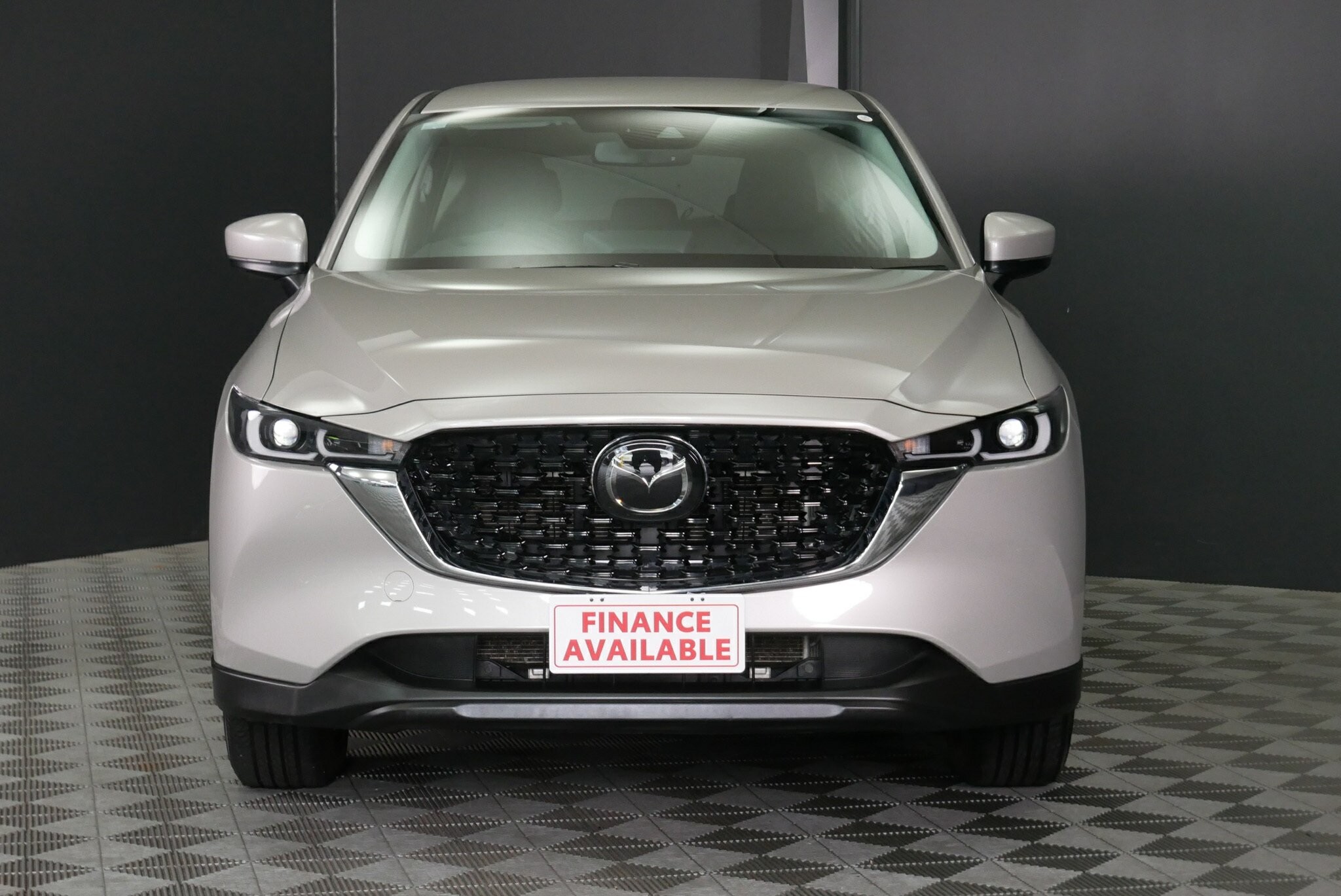Mazda Cx-5 image 2