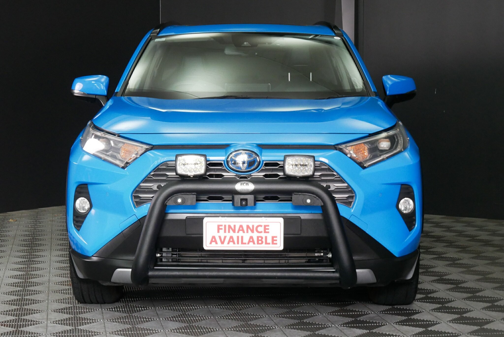Toyota Rav4 image 2