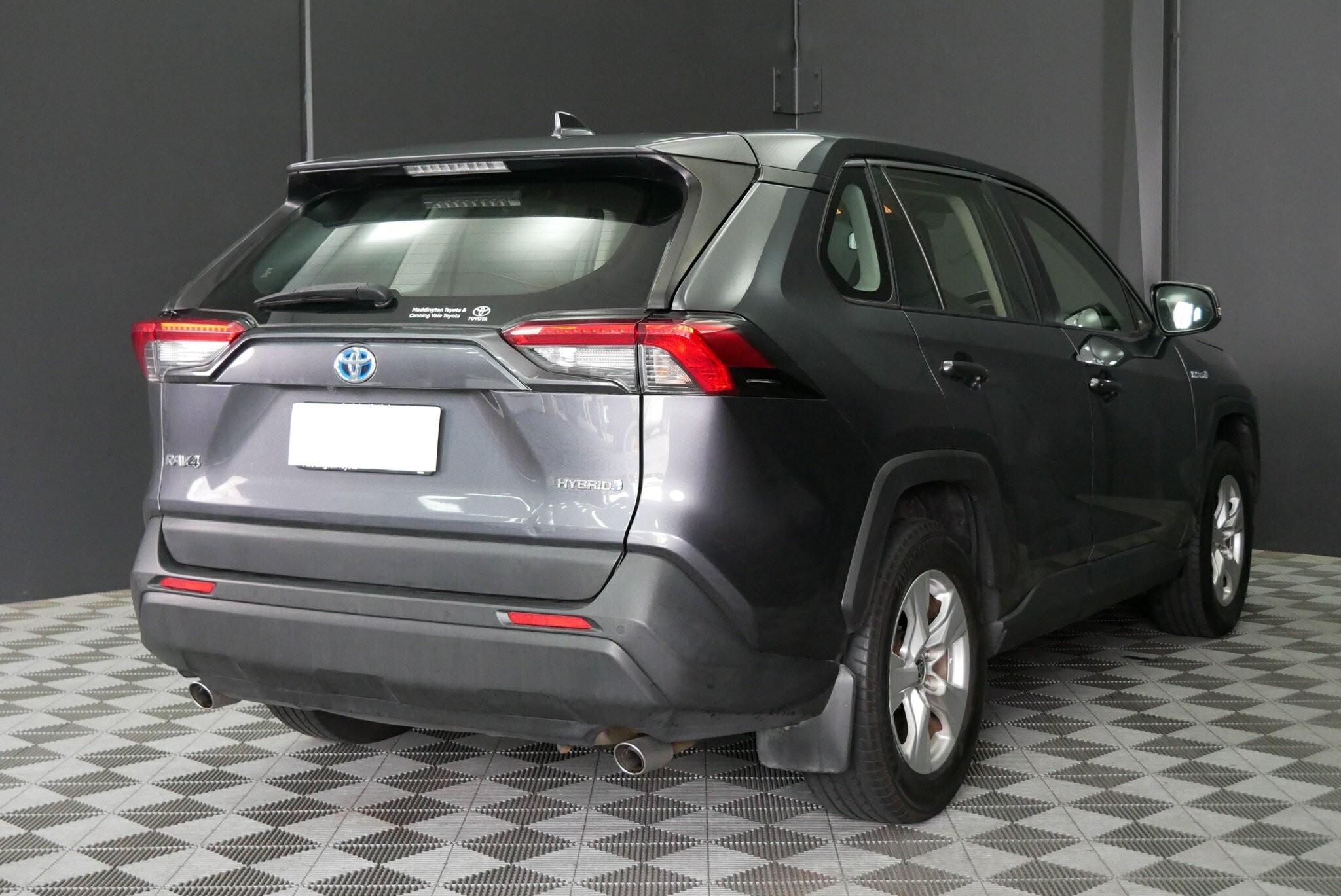 Toyota Rav4 image 4