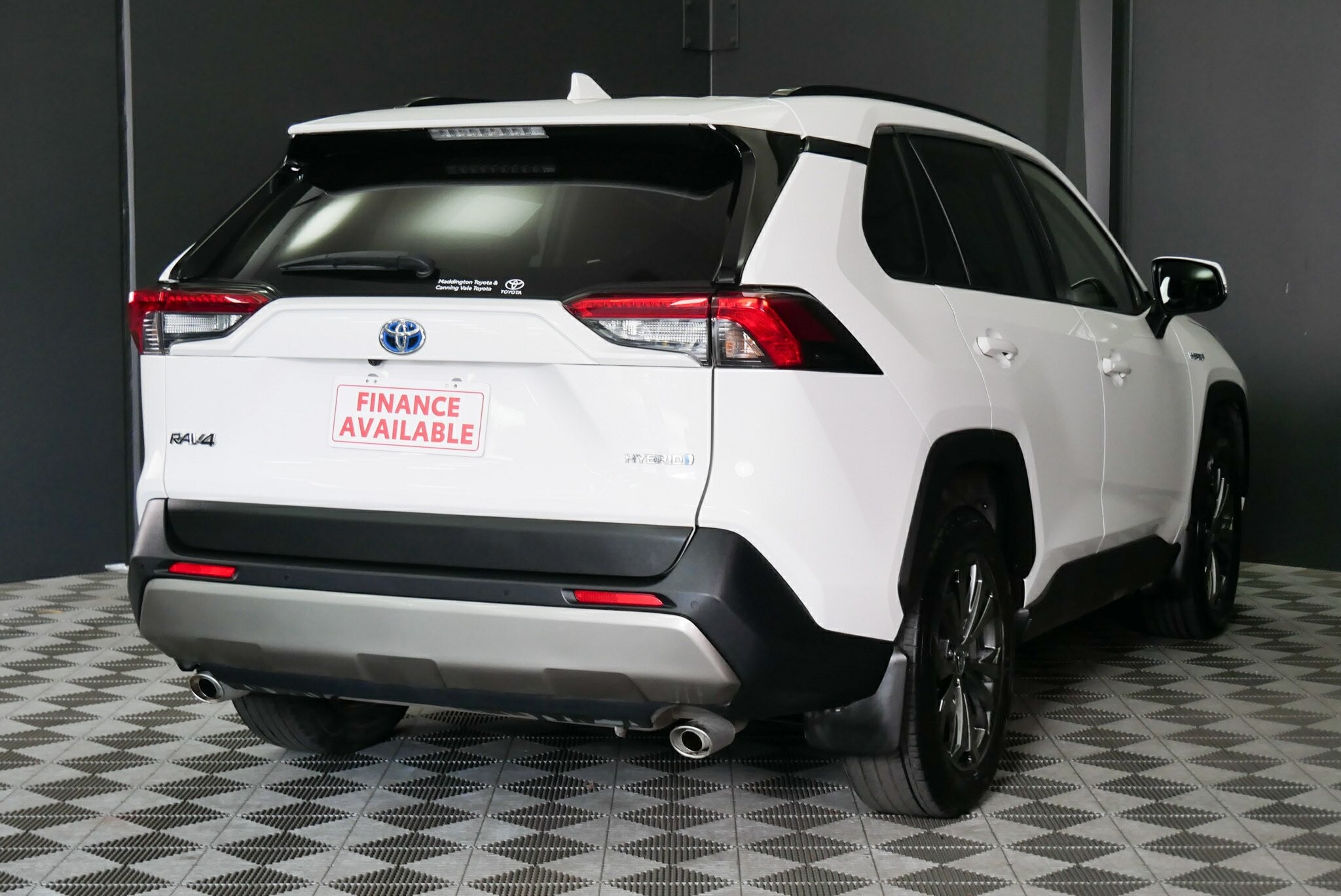Toyota Rav4 image 4