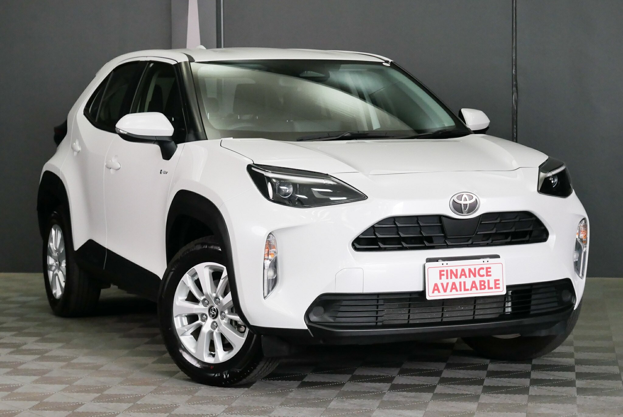 Toyota Yaris Cross image 1