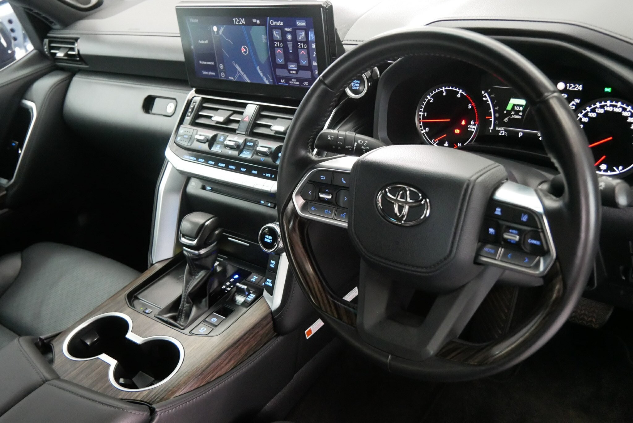 Toyota Landcruiser image 4