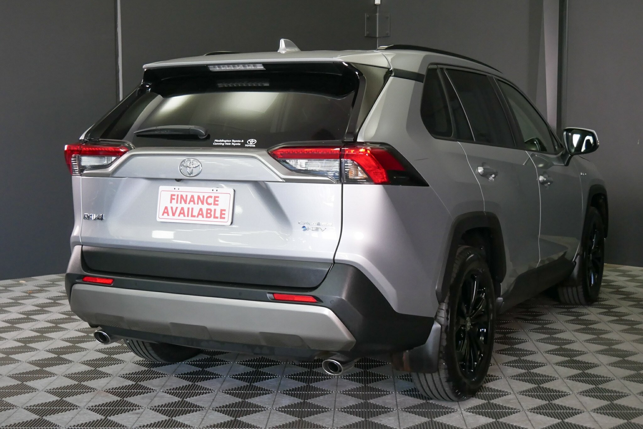 Toyota Rav4 image 3