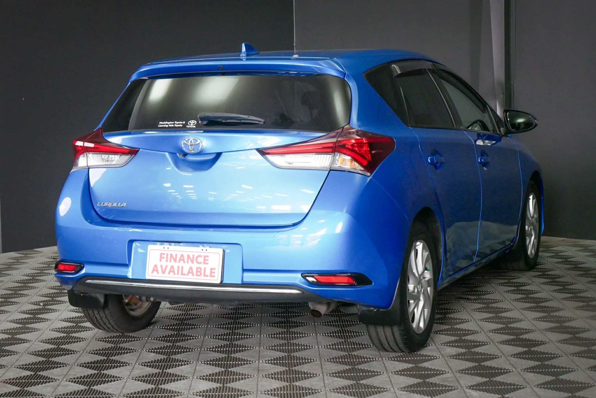 Toyota Corolla image 3