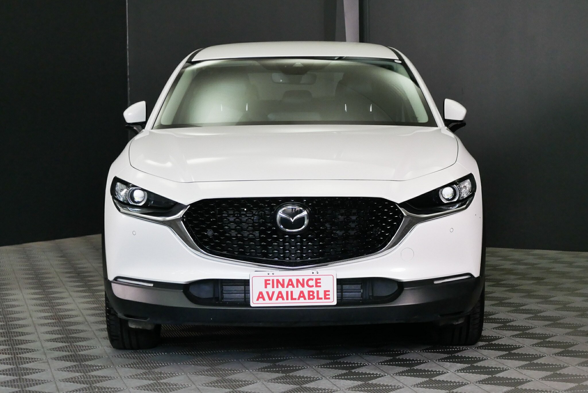 Mazda Cx-30 image 2