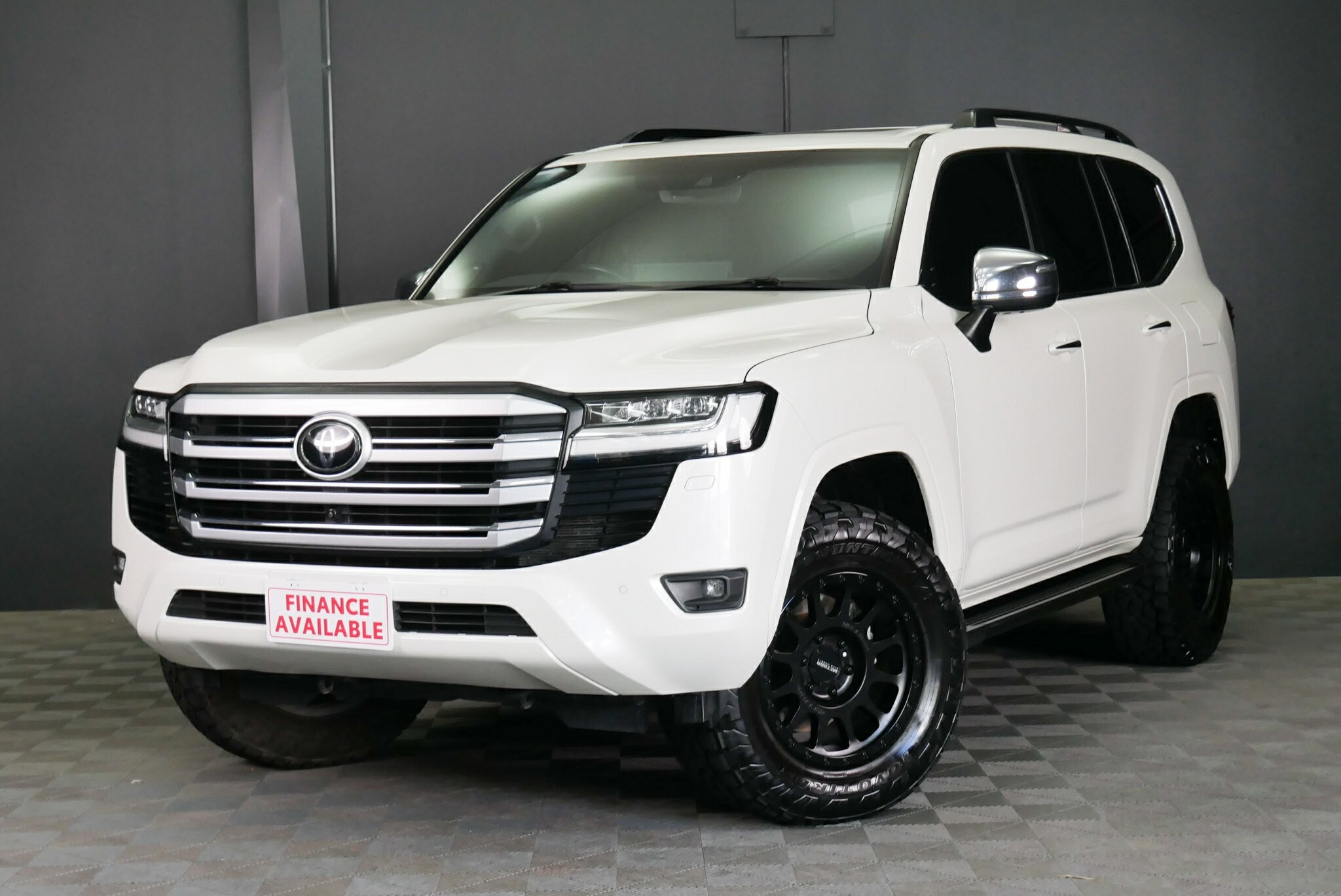 Toyota Landcruiser image 3
