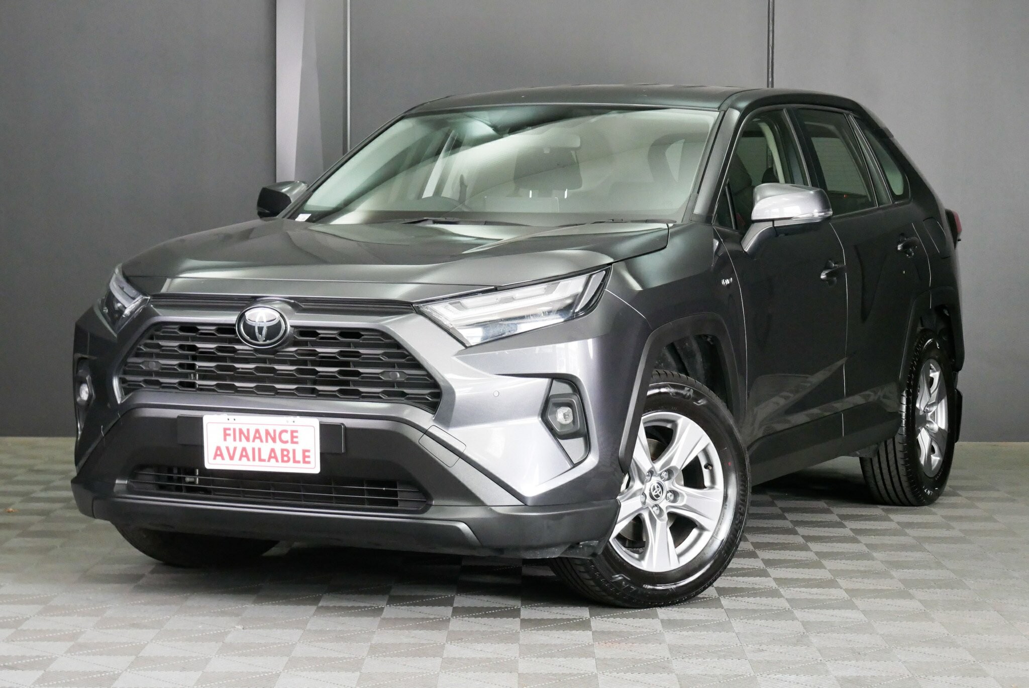 Toyota Rav4 image 3