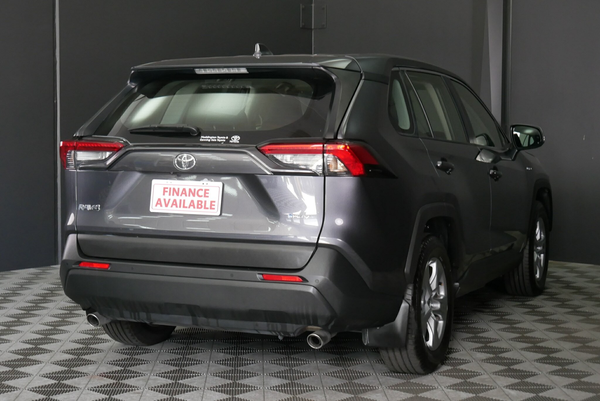 Toyota Rav4 image 4