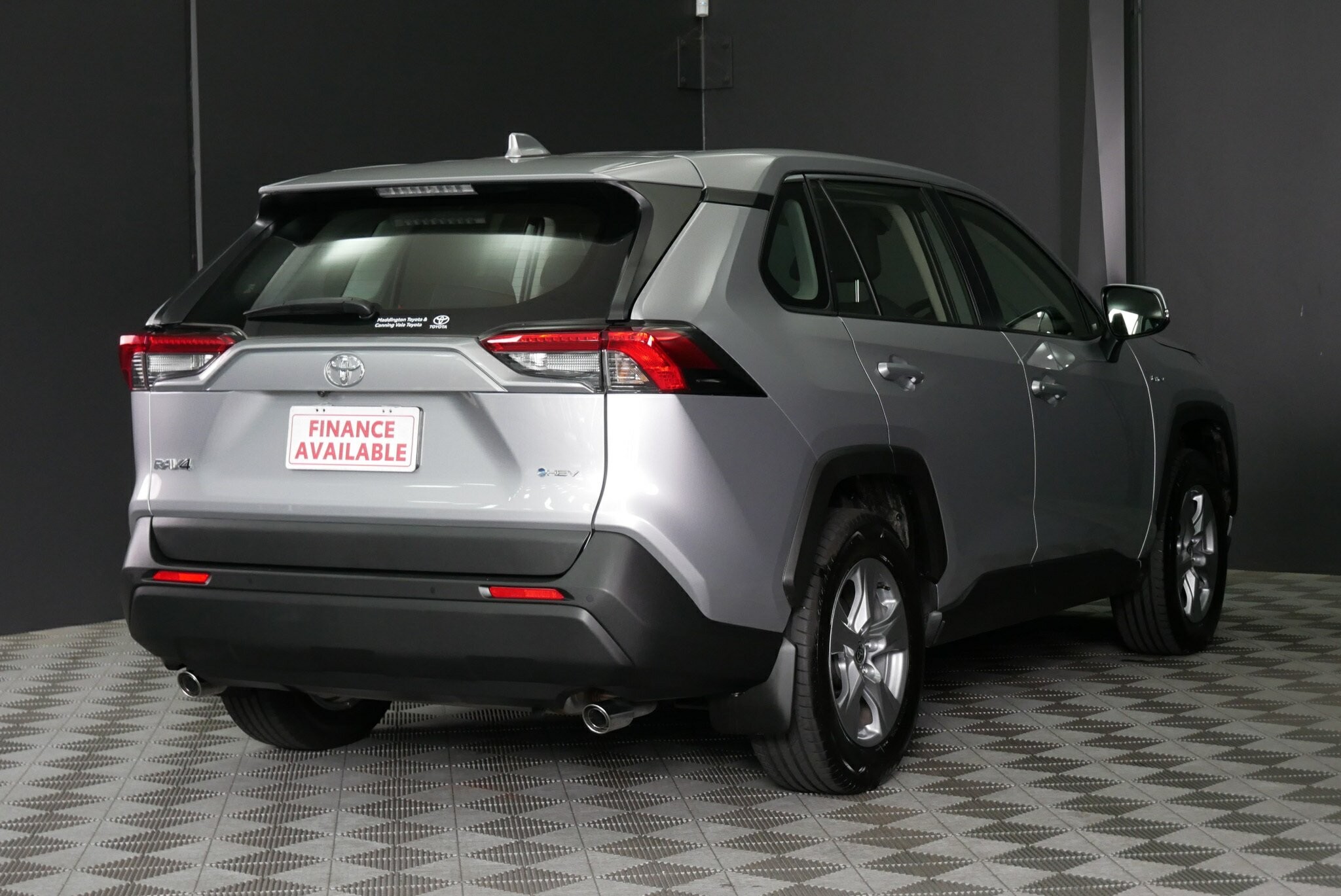 Toyota Rav4 image 4