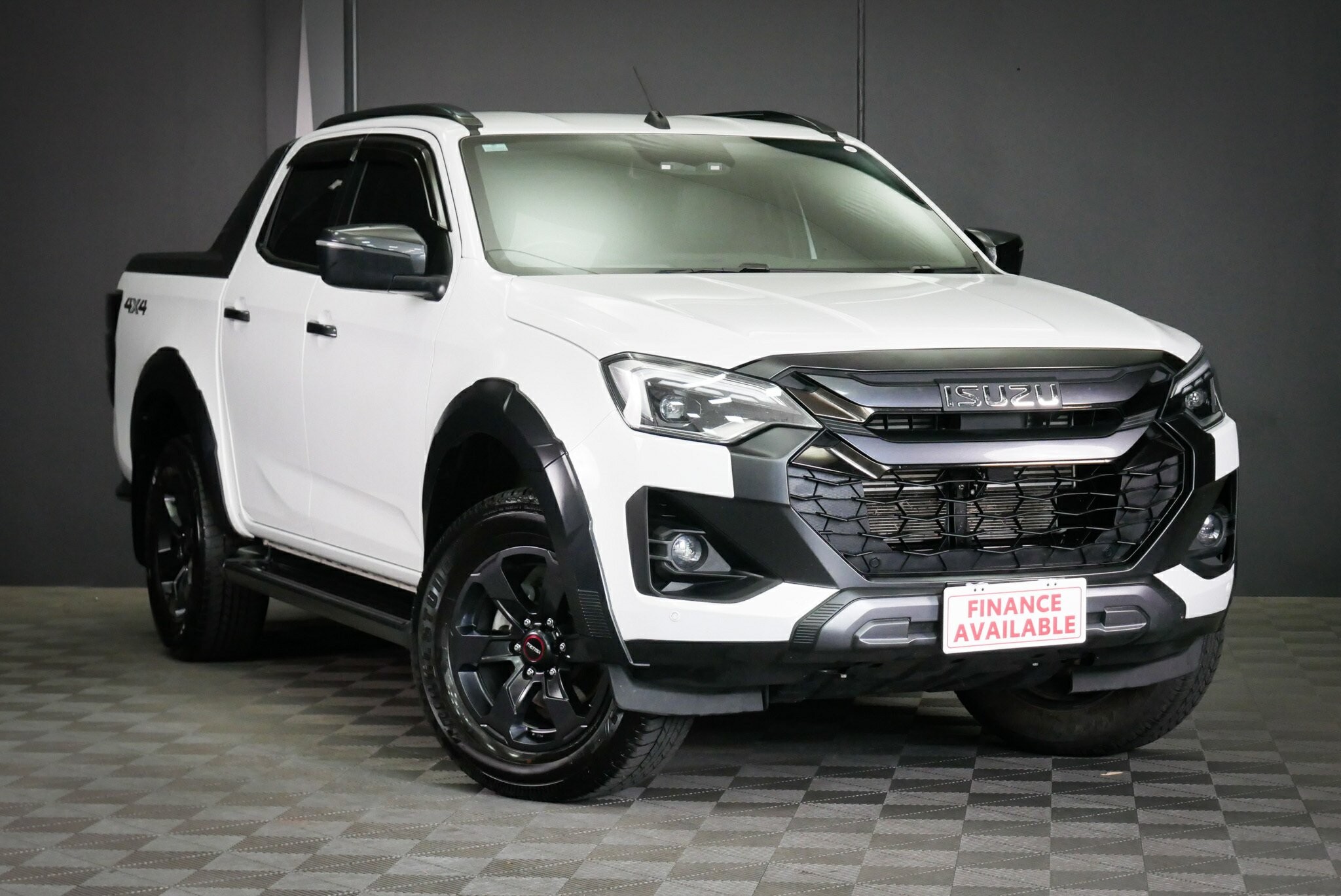 Isuzu D-max image 1