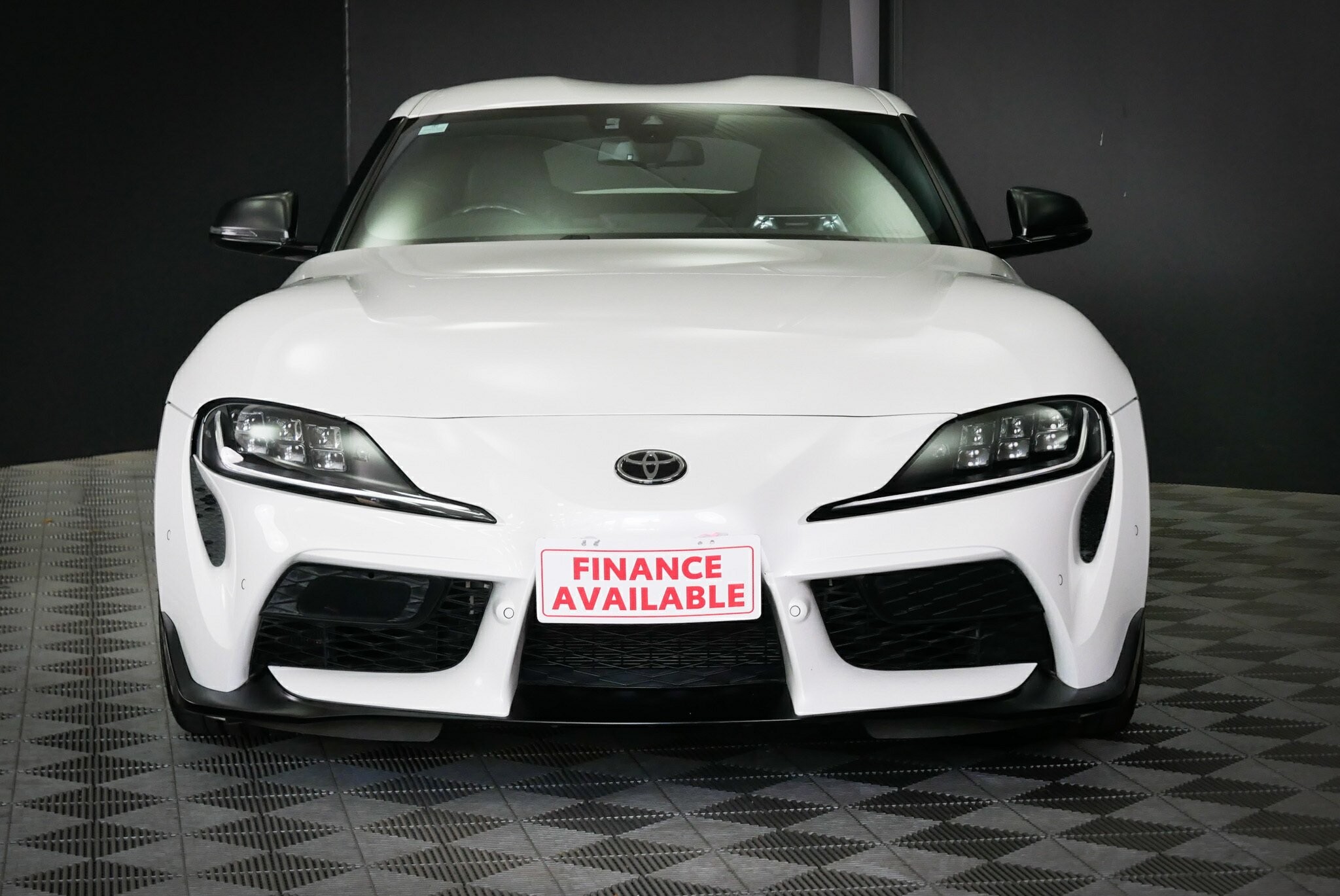 Toyota Supra image 2
