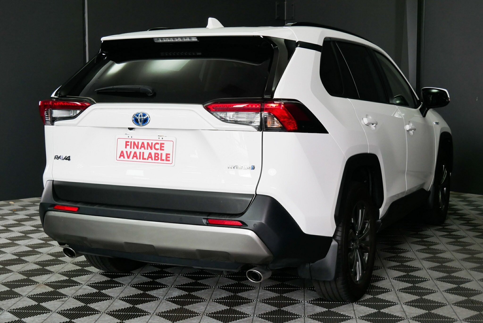 Toyota Rav4 image 4