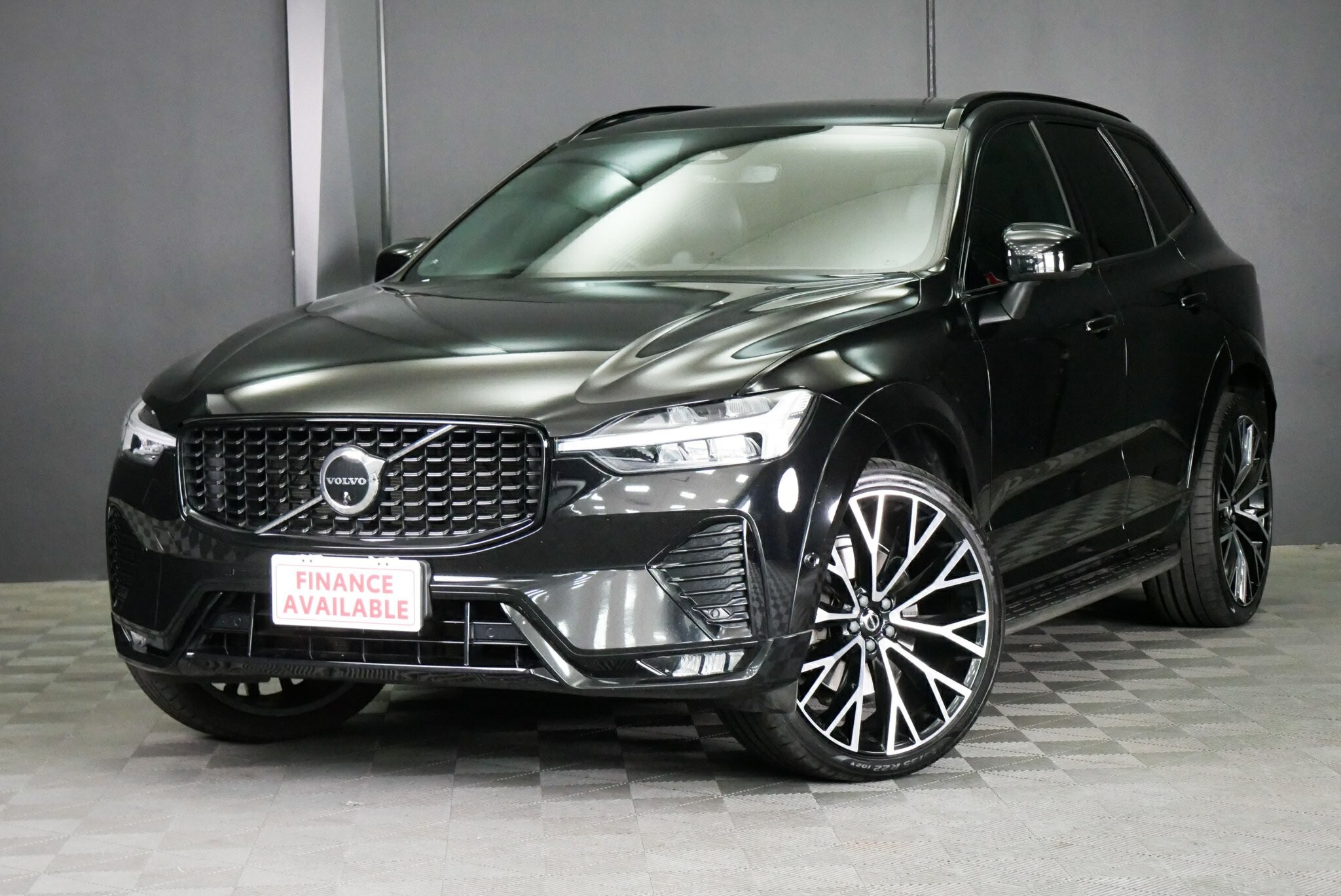 Volvo Xc60 image 3