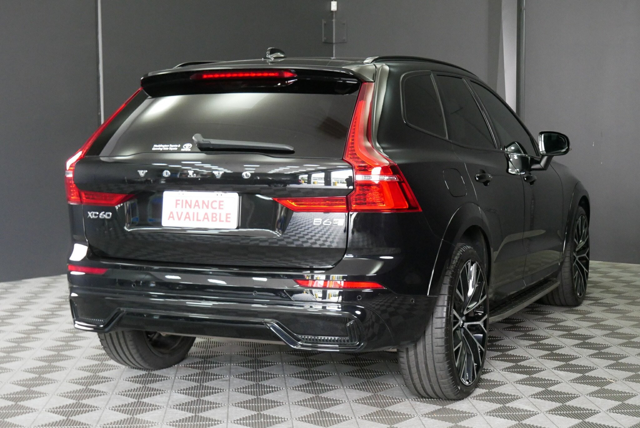 Volvo Xc60 image 4