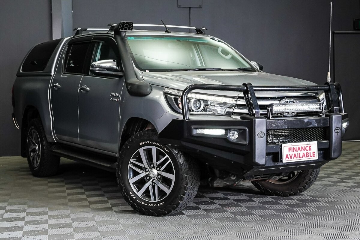 Toyota Hilux image 1