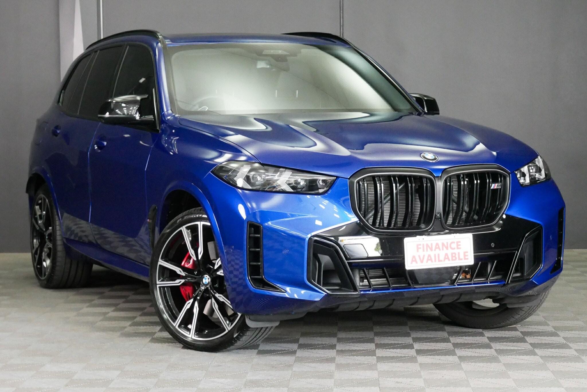 BMW X5 image 1