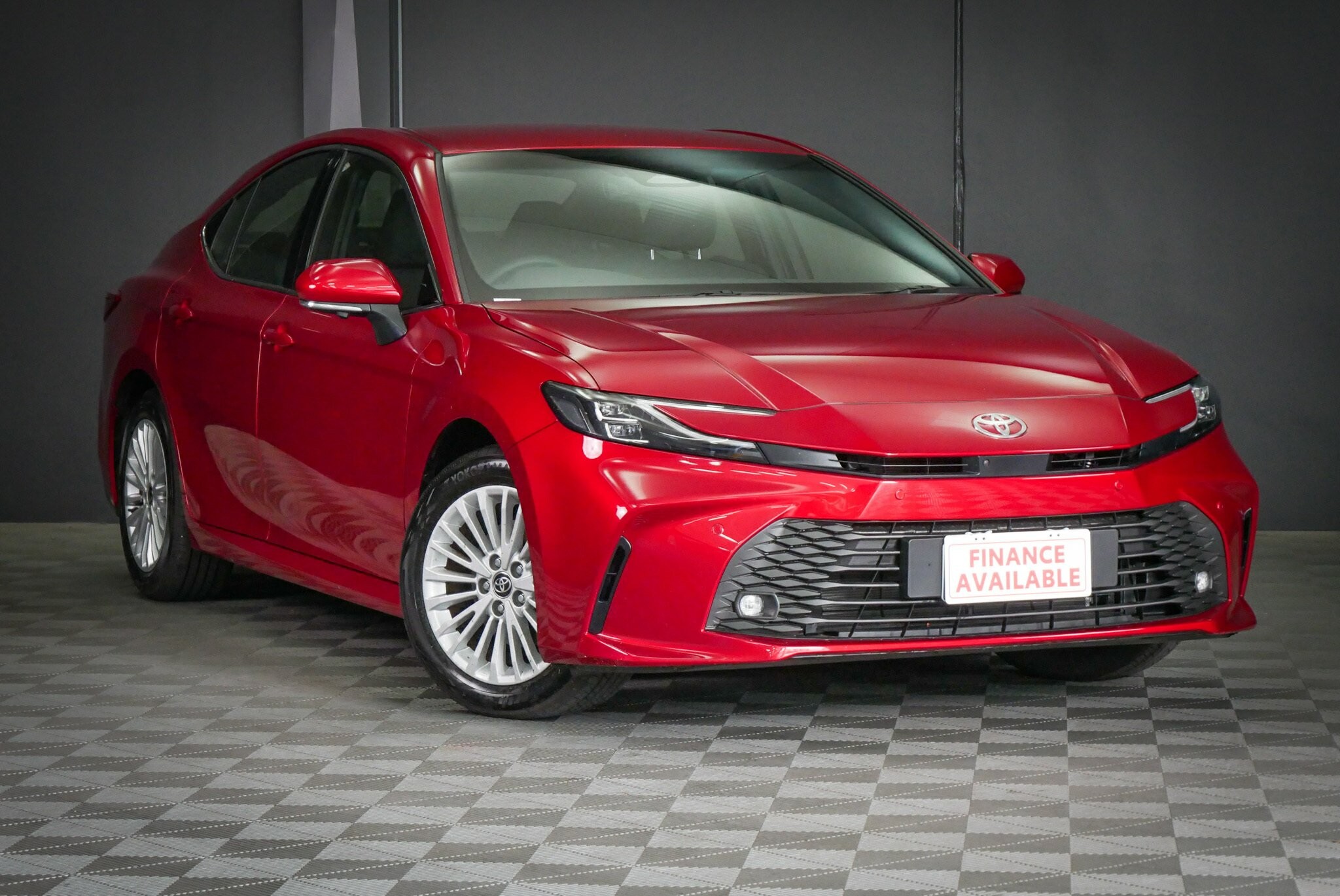 Toyota Camry image 1