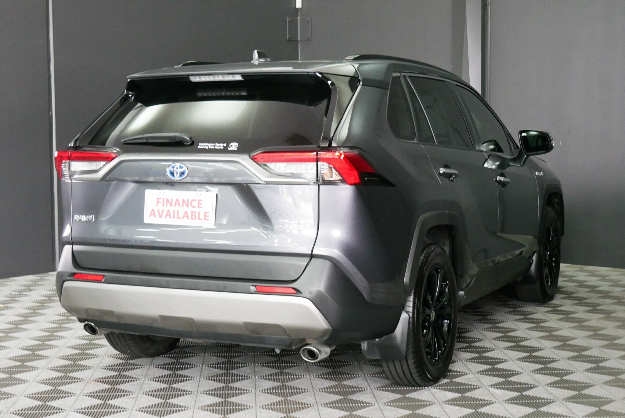 Toyota Rav4 image 4