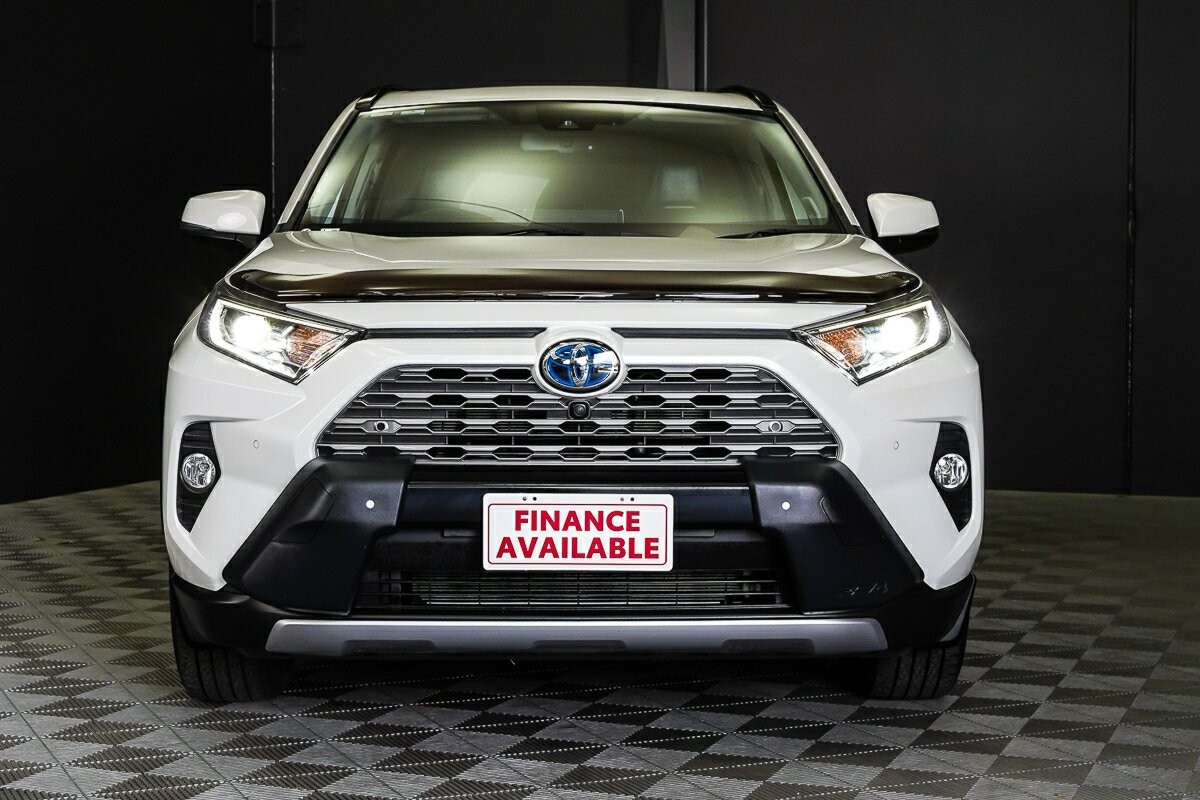 Toyota Rav4 image 3