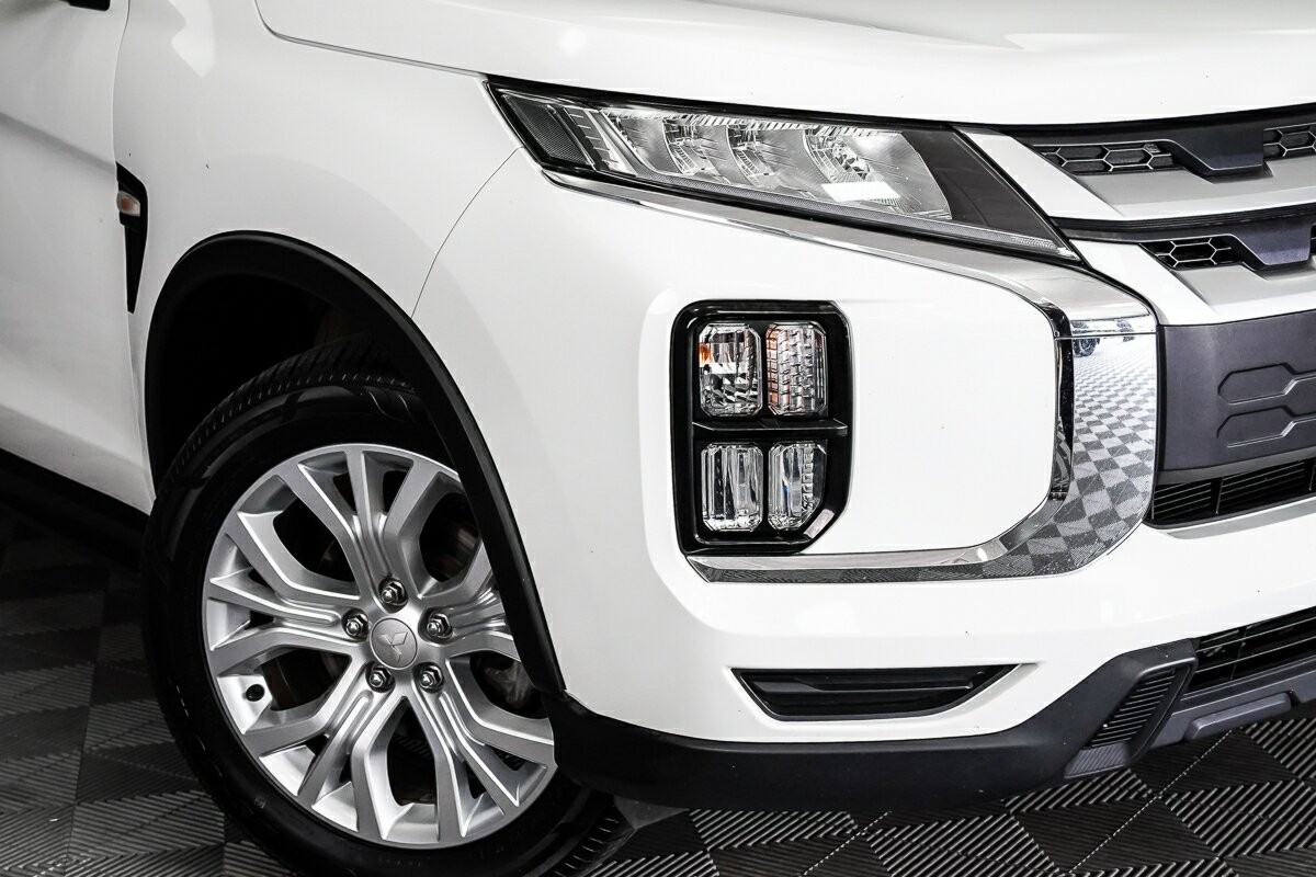 Mitsubishi Asx image 2
