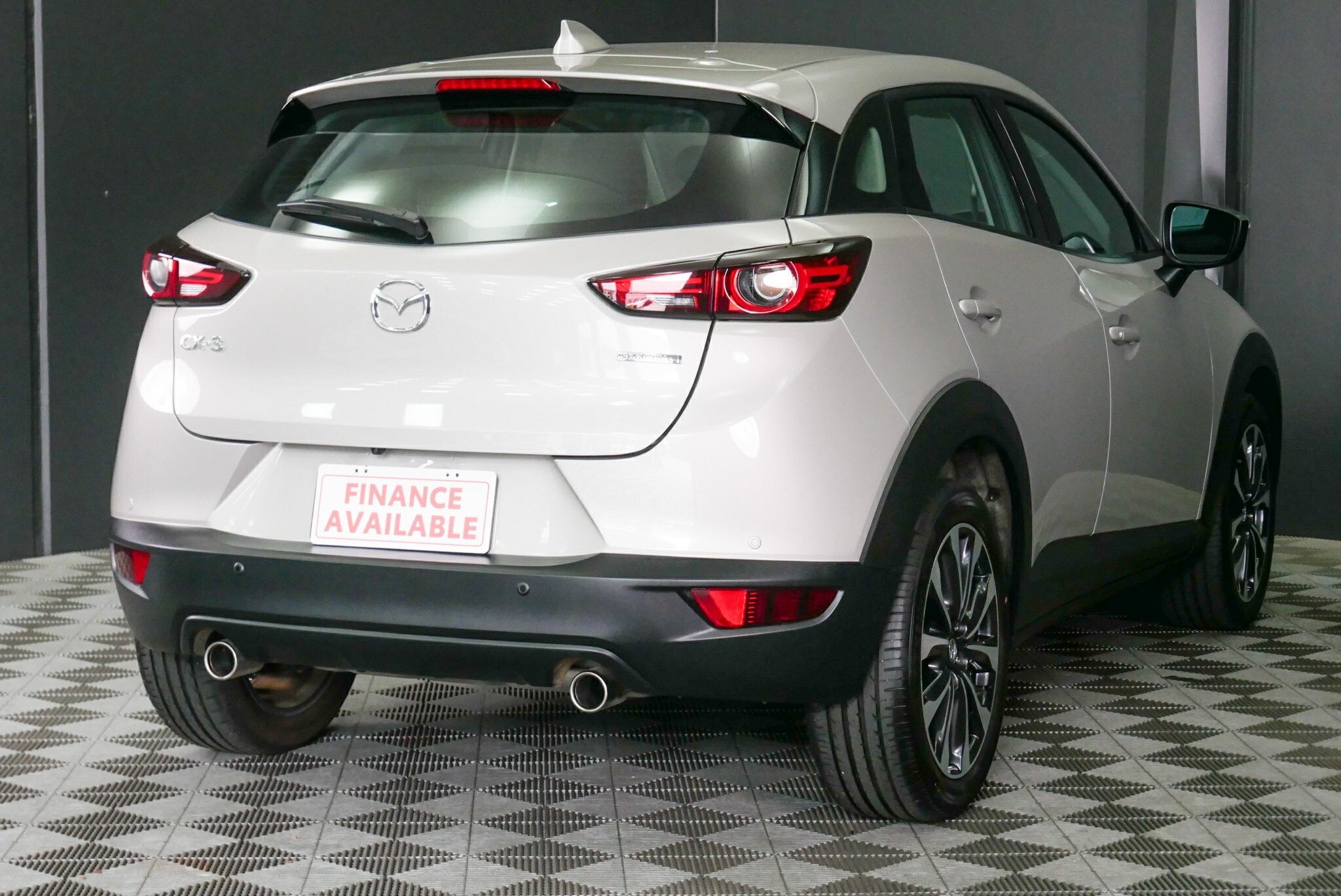 Mazda Cx-3 image 4