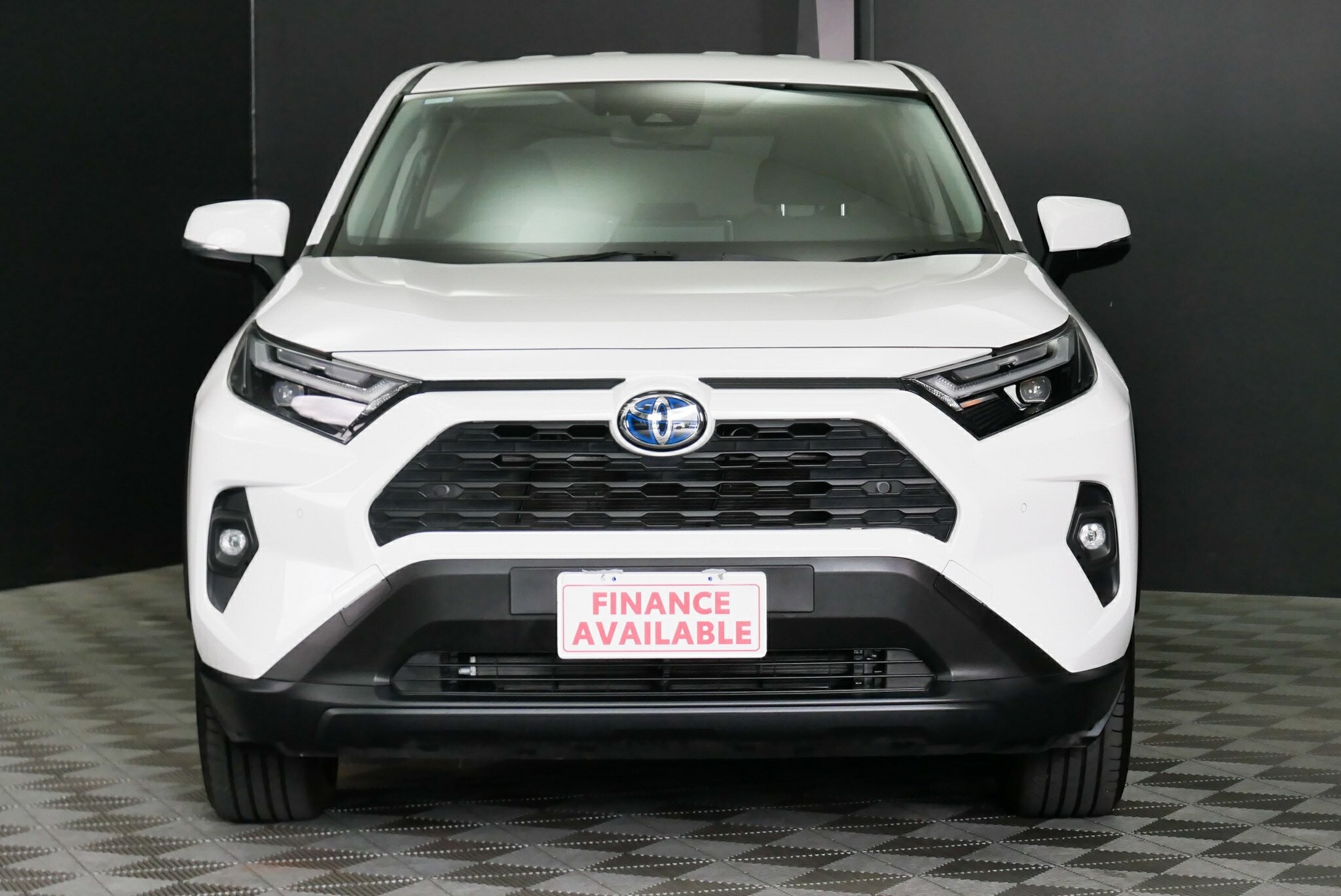 Toyota Rav4 image 2