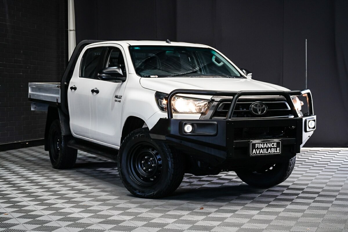 Toyota Hilux image 1