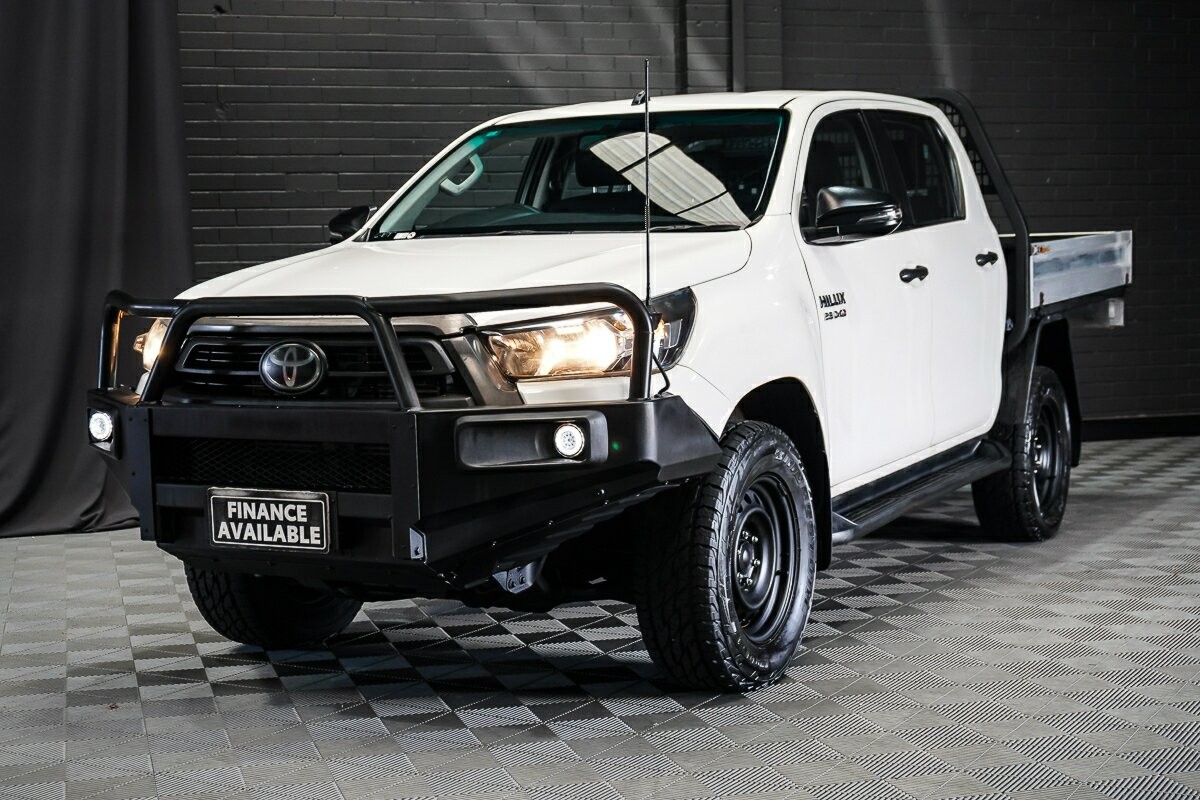 Toyota Hilux image 4