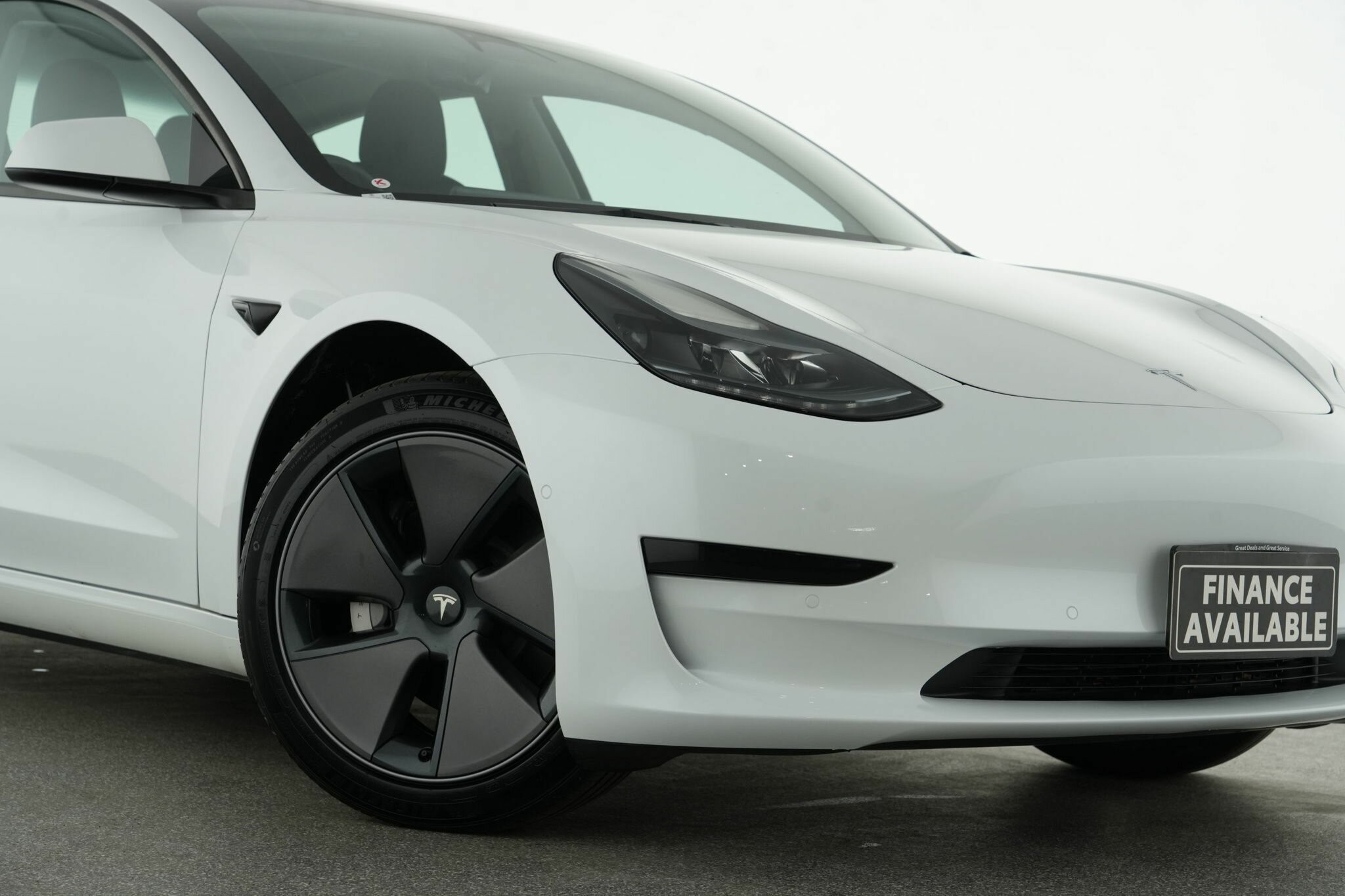 Tesla Model 3 image 2