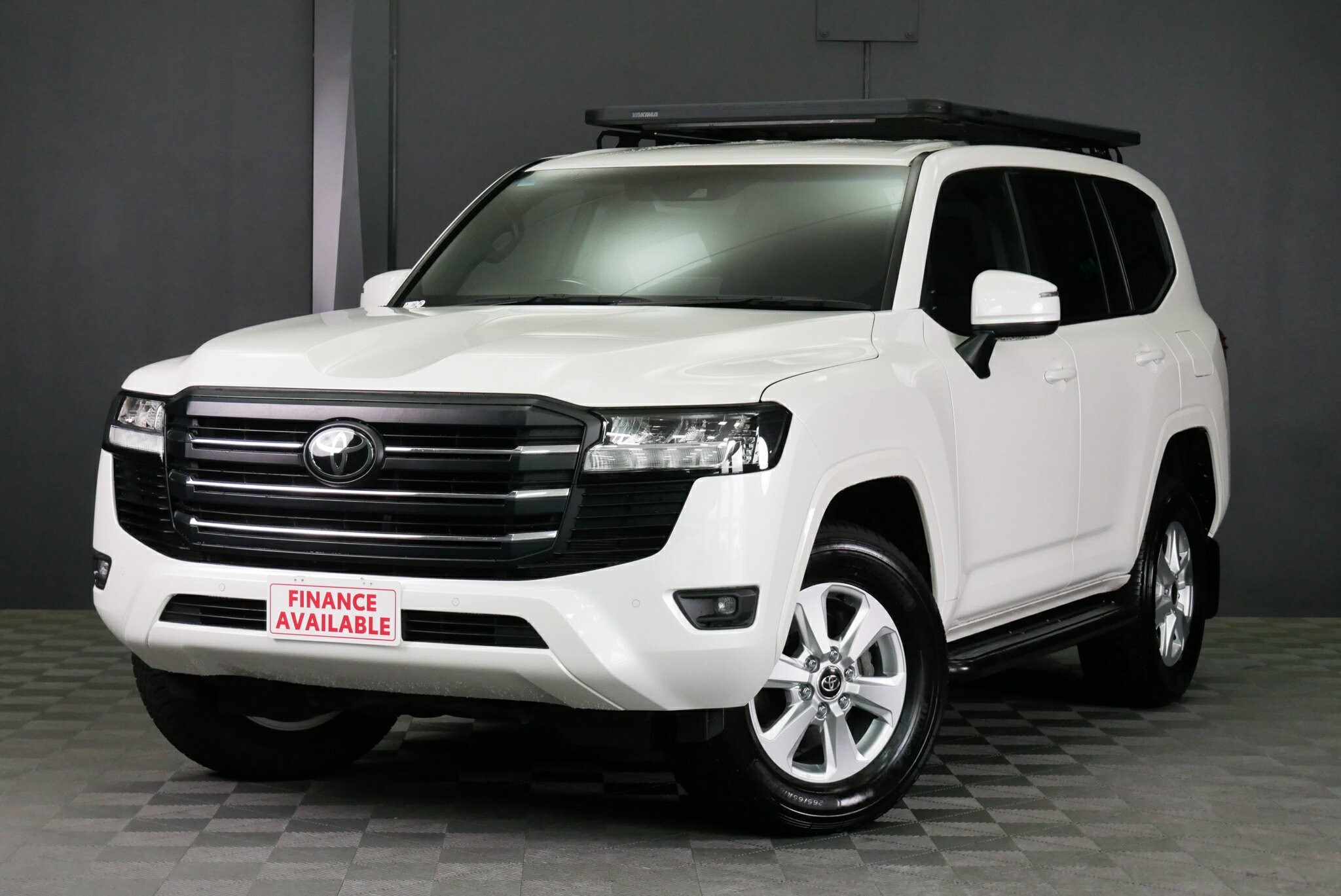 Toyota Landcruiser image 3