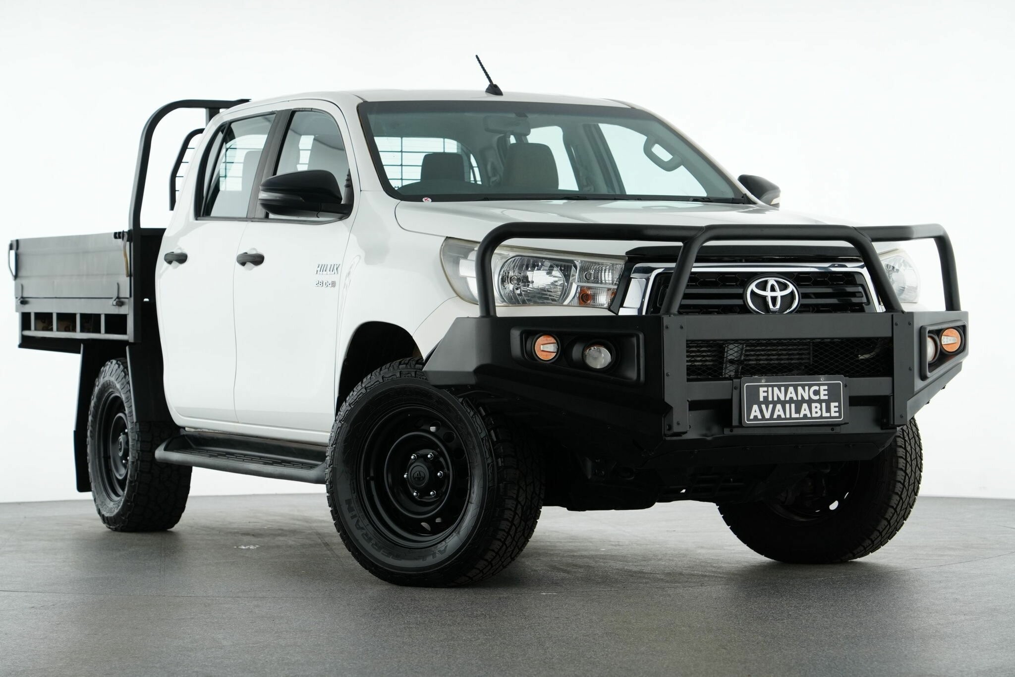 Toyota Hilux image 1