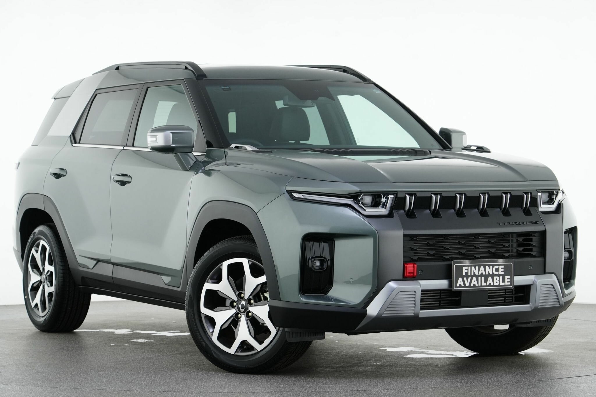 Kgm Ssangyong Torres Adventure image 1