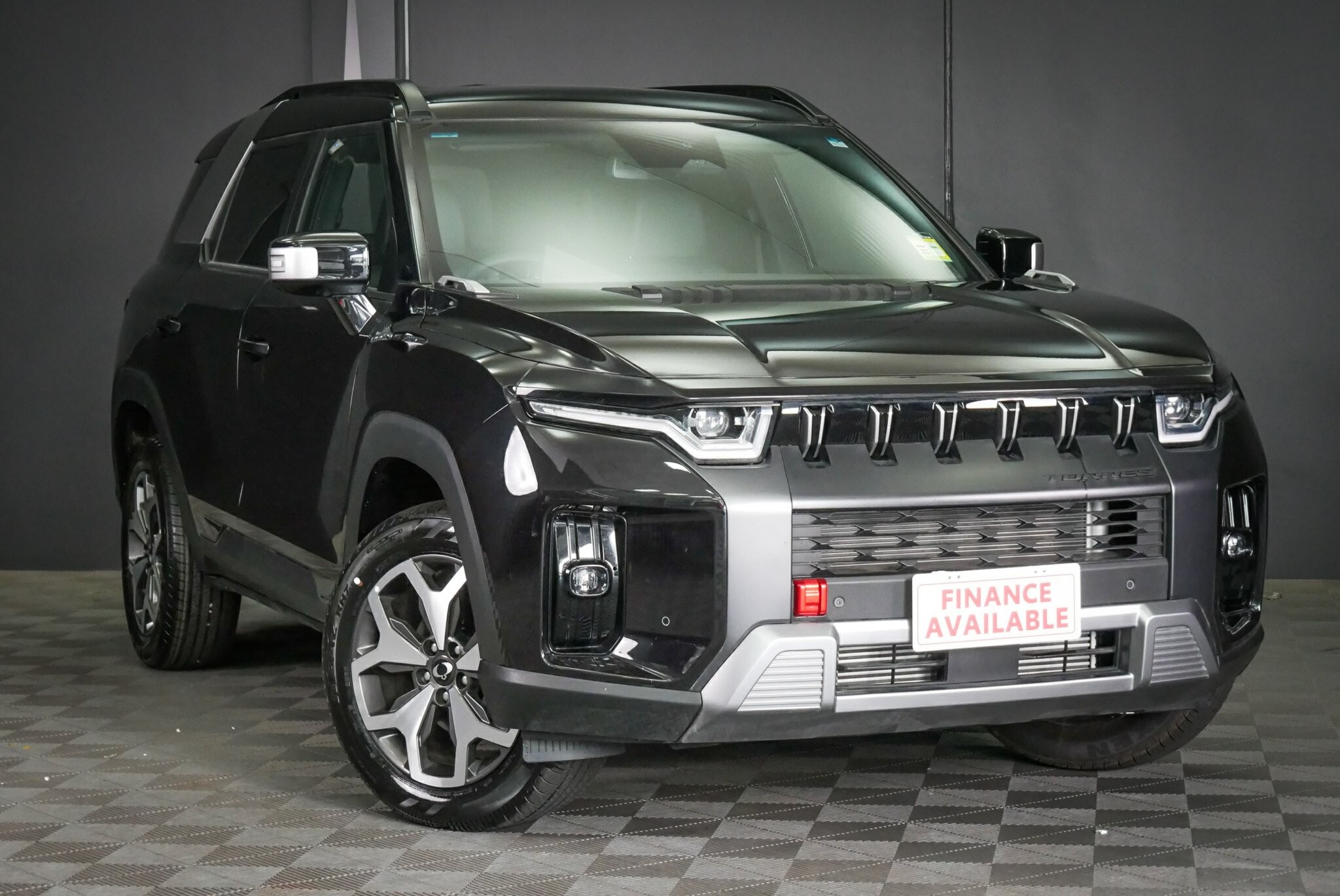Kgm Ssangyong Torres Adventure image 1