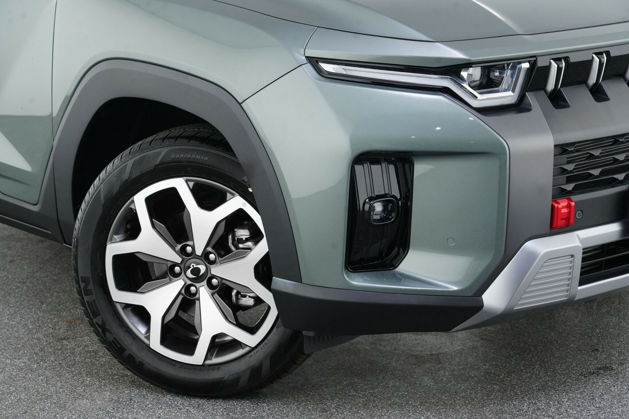 Kgm Ssangyong Torres Adventure image 2