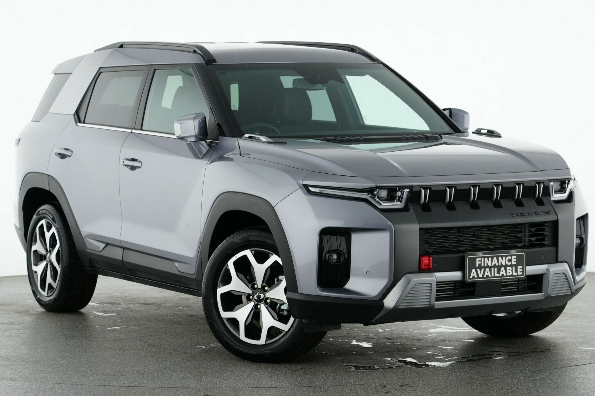 Kgm Ssangyong Torres Adventure image 1