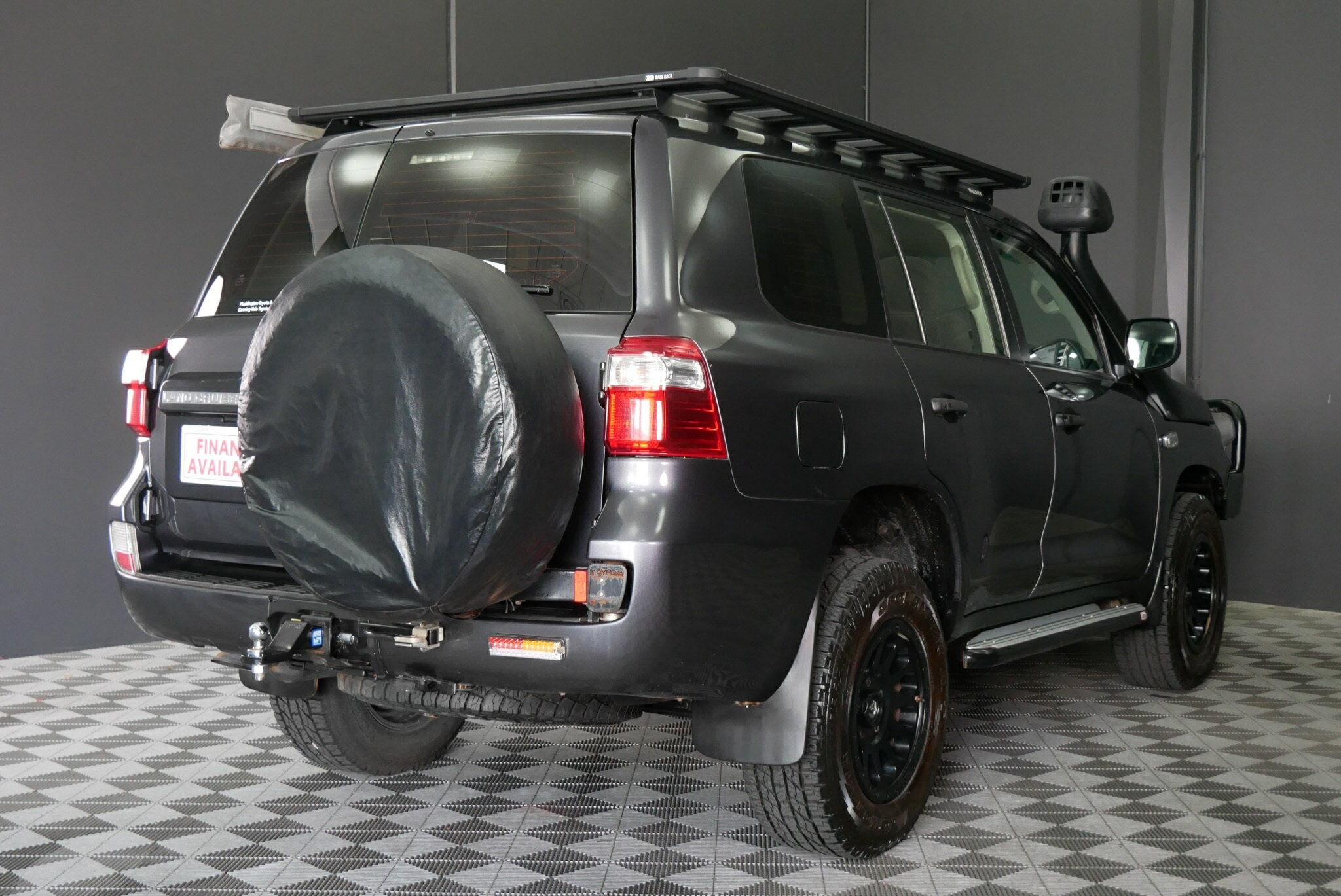 Toyota Landcruiser image 4