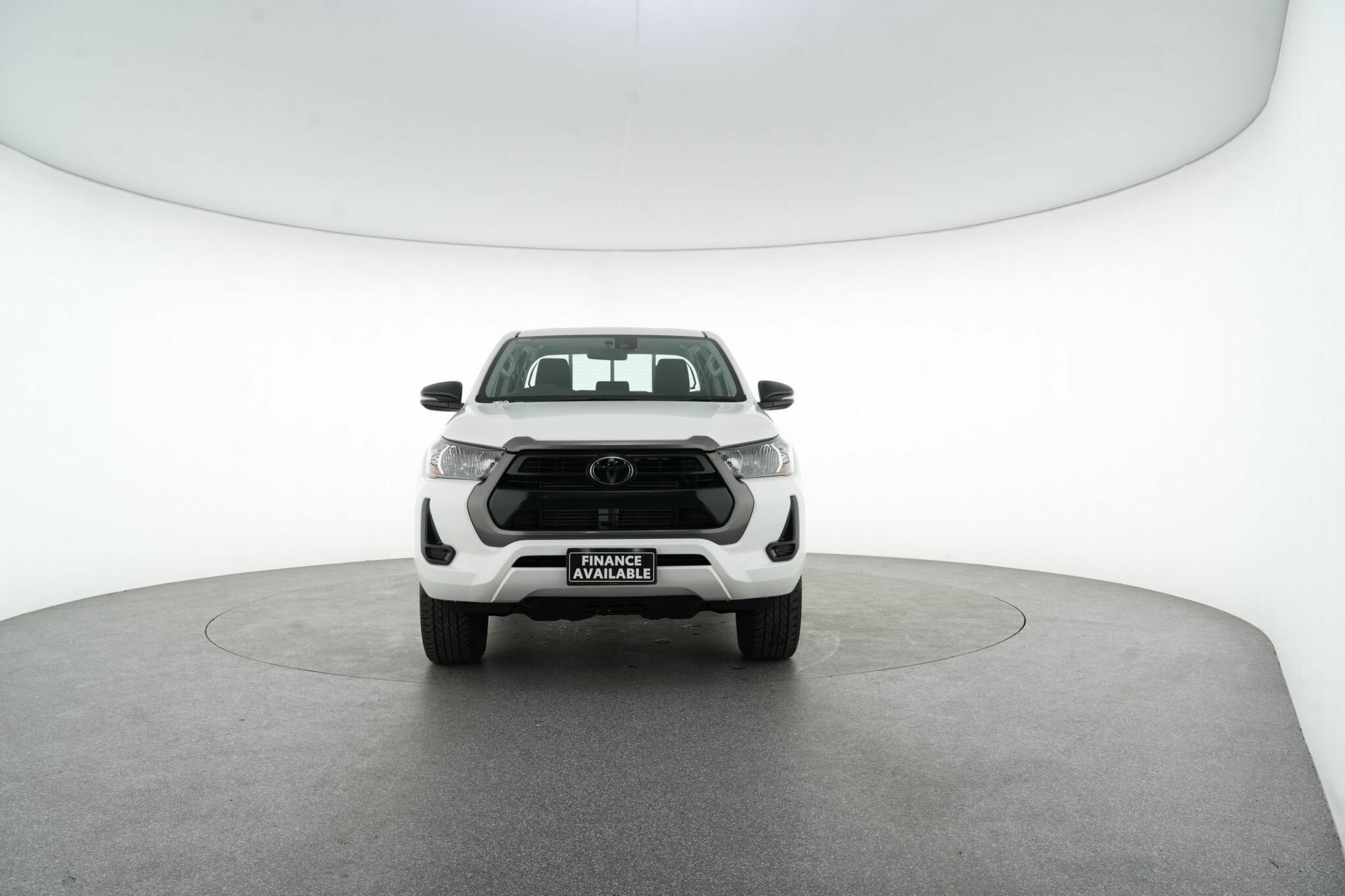 Toyota Hilux image 3