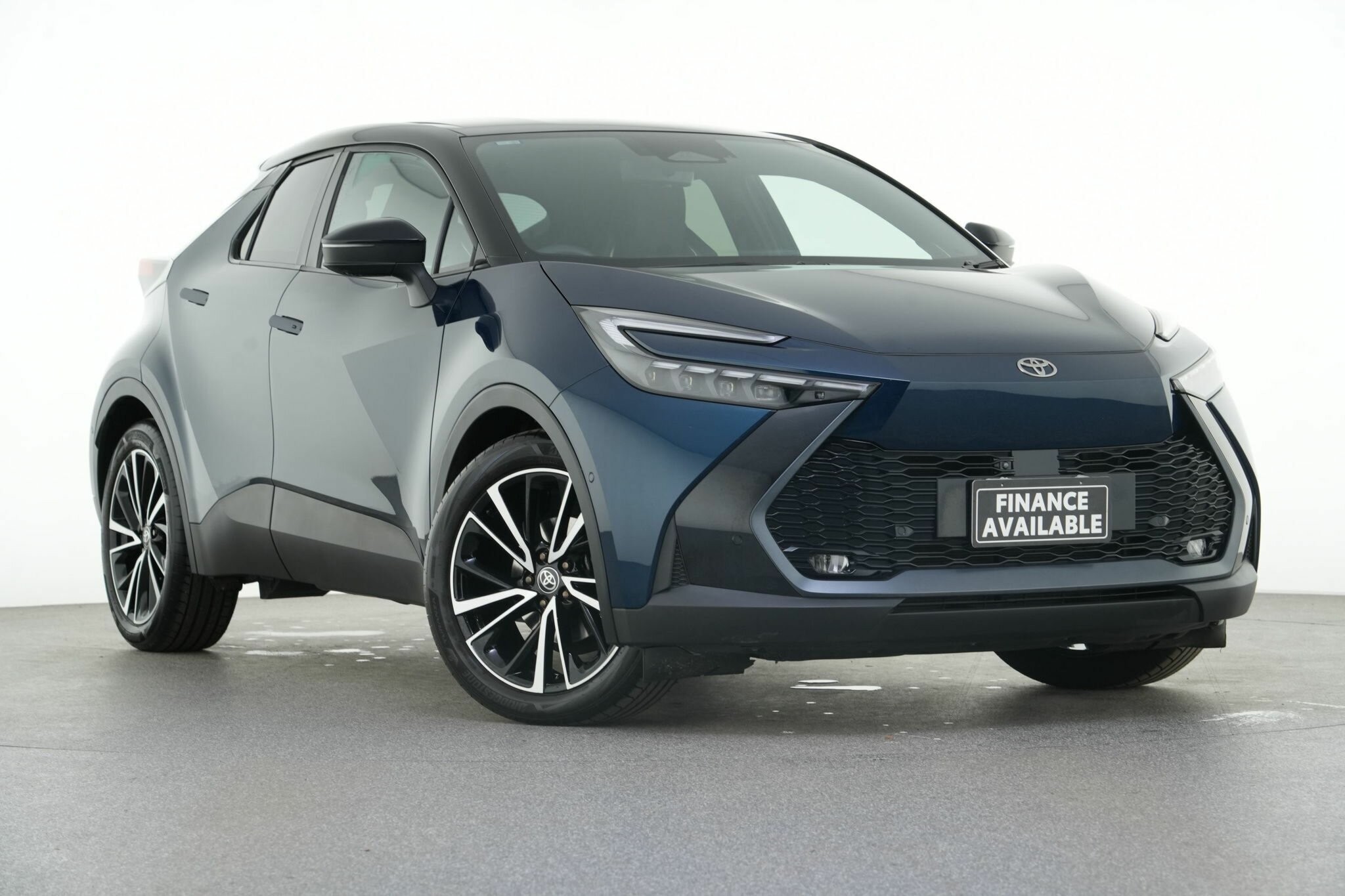 Toyota C-hr image 1