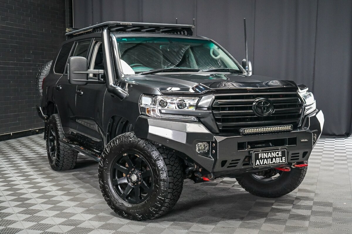 Toyota Landcruiser image 1