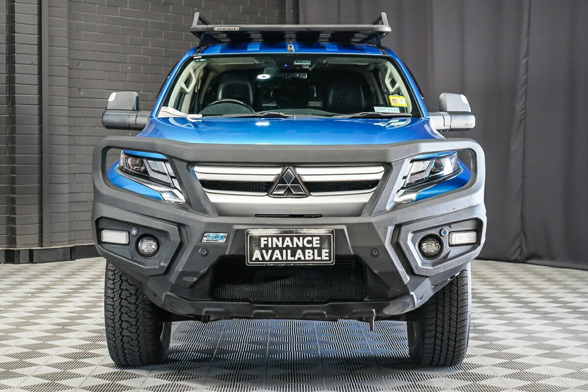 Mitsubishi Triton image 3