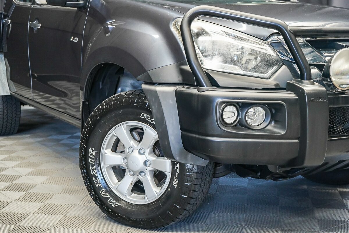 Isuzu D-max image 2