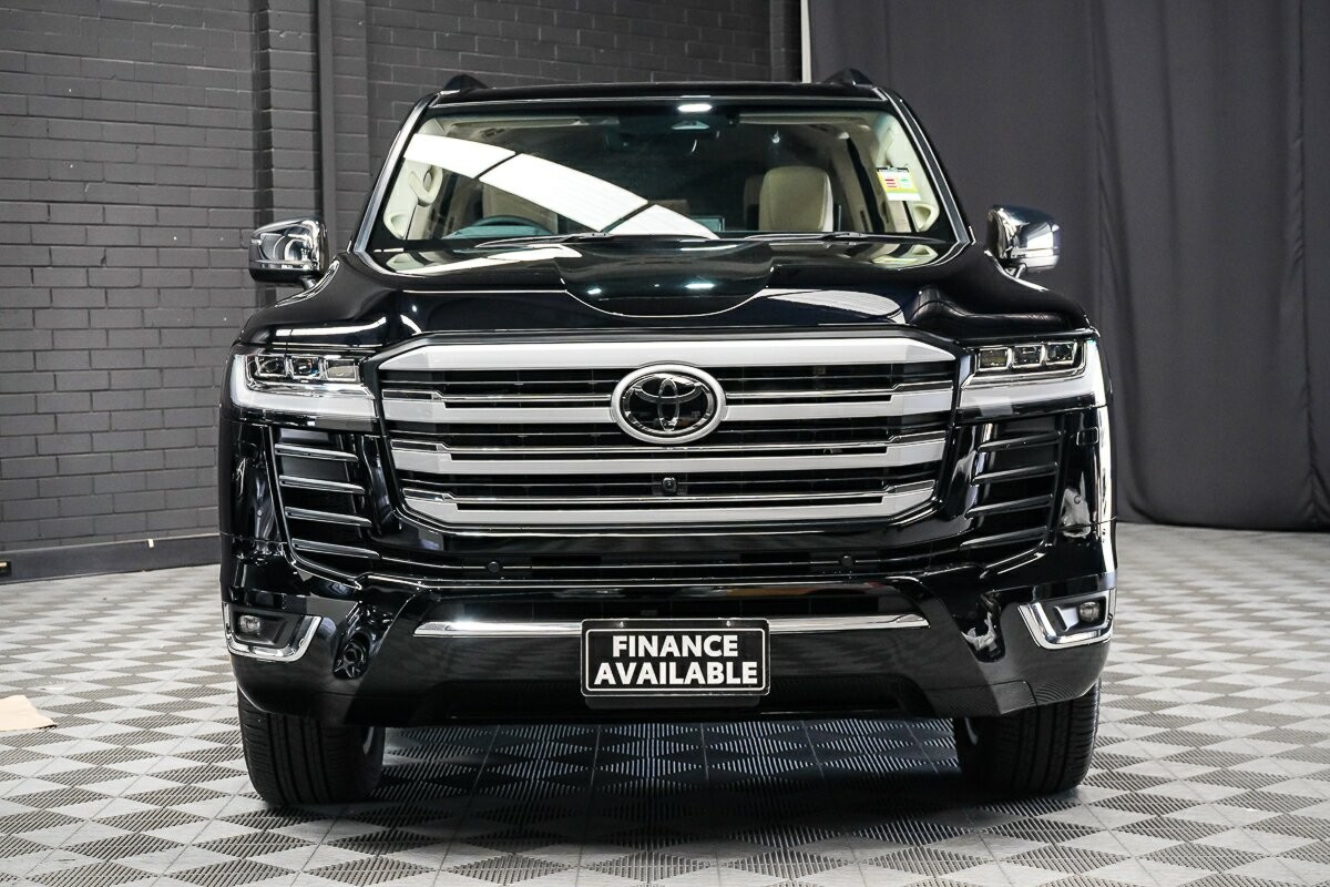 Toyota Landcruiser image 3