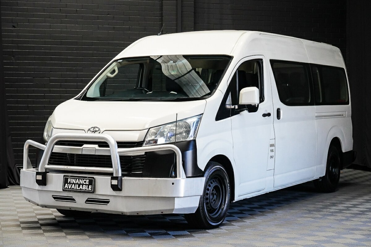 Toyota Hiace image 4