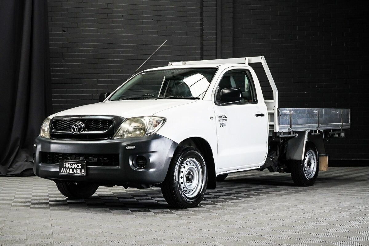 Toyota Hilux image 4
