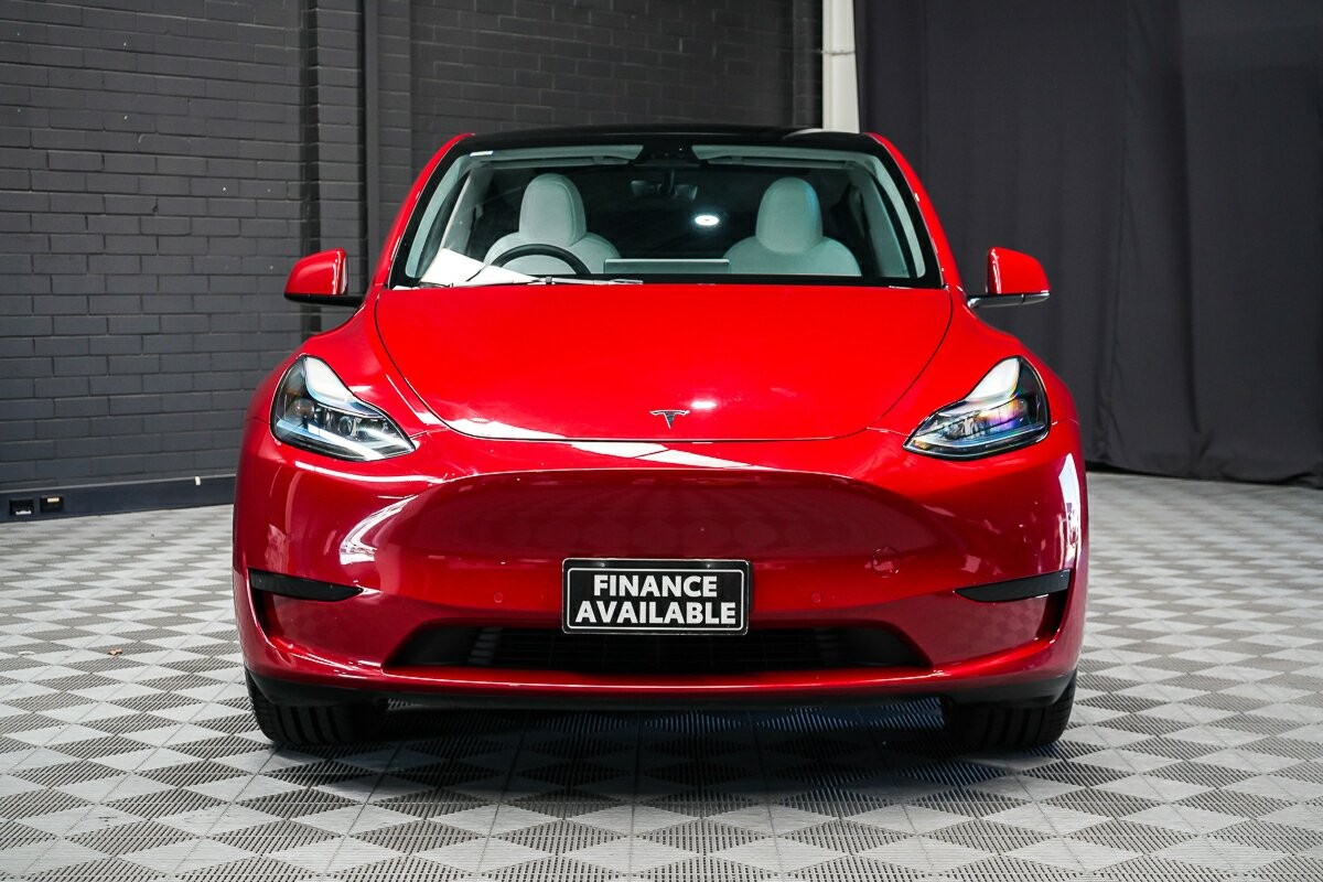 Tesla Model Y image 3