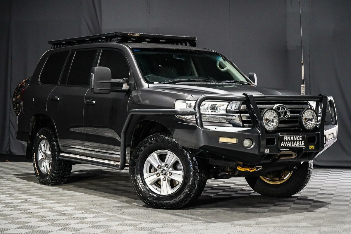 Toyota Landcruiser image 1