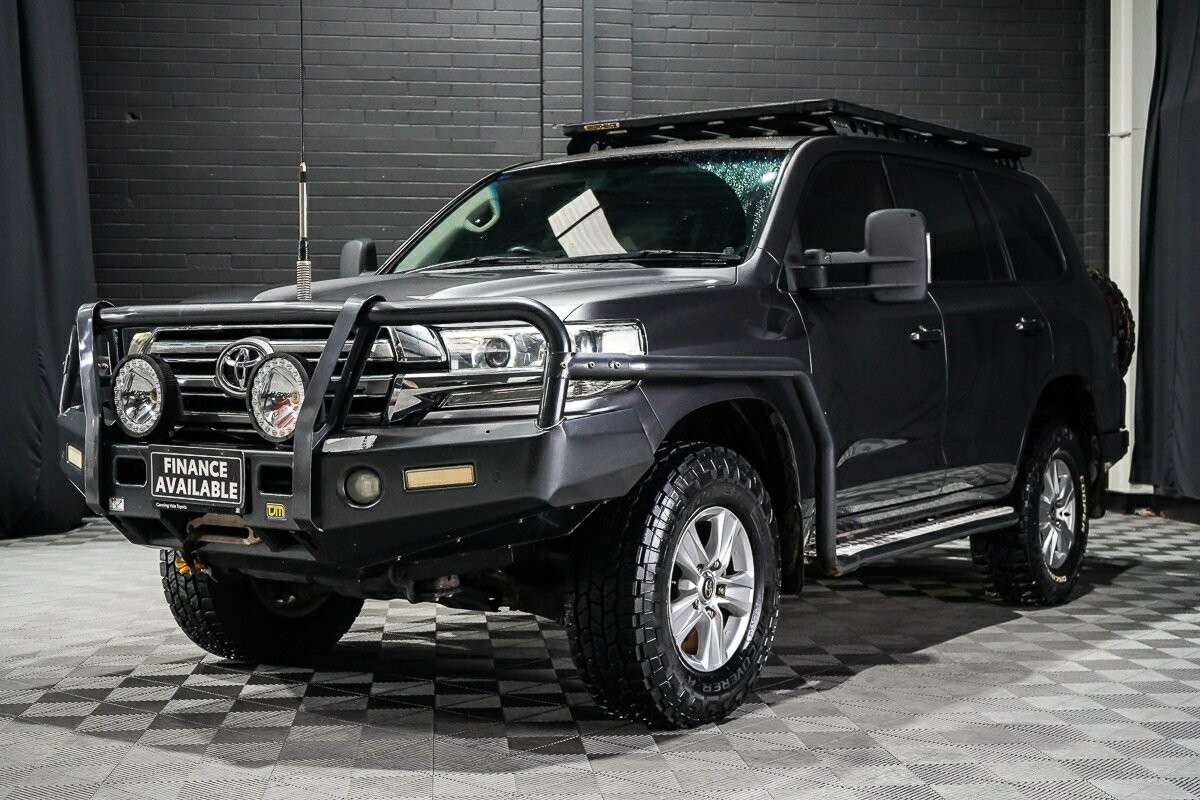 Toyota Landcruiser image 4
