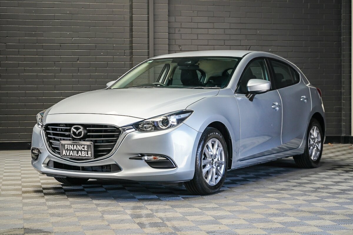 Mazda 3 image 4