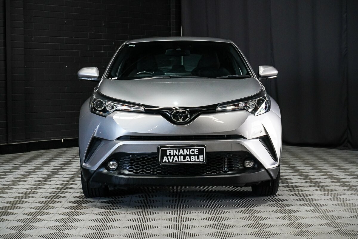 Toyota C-hr image 3
