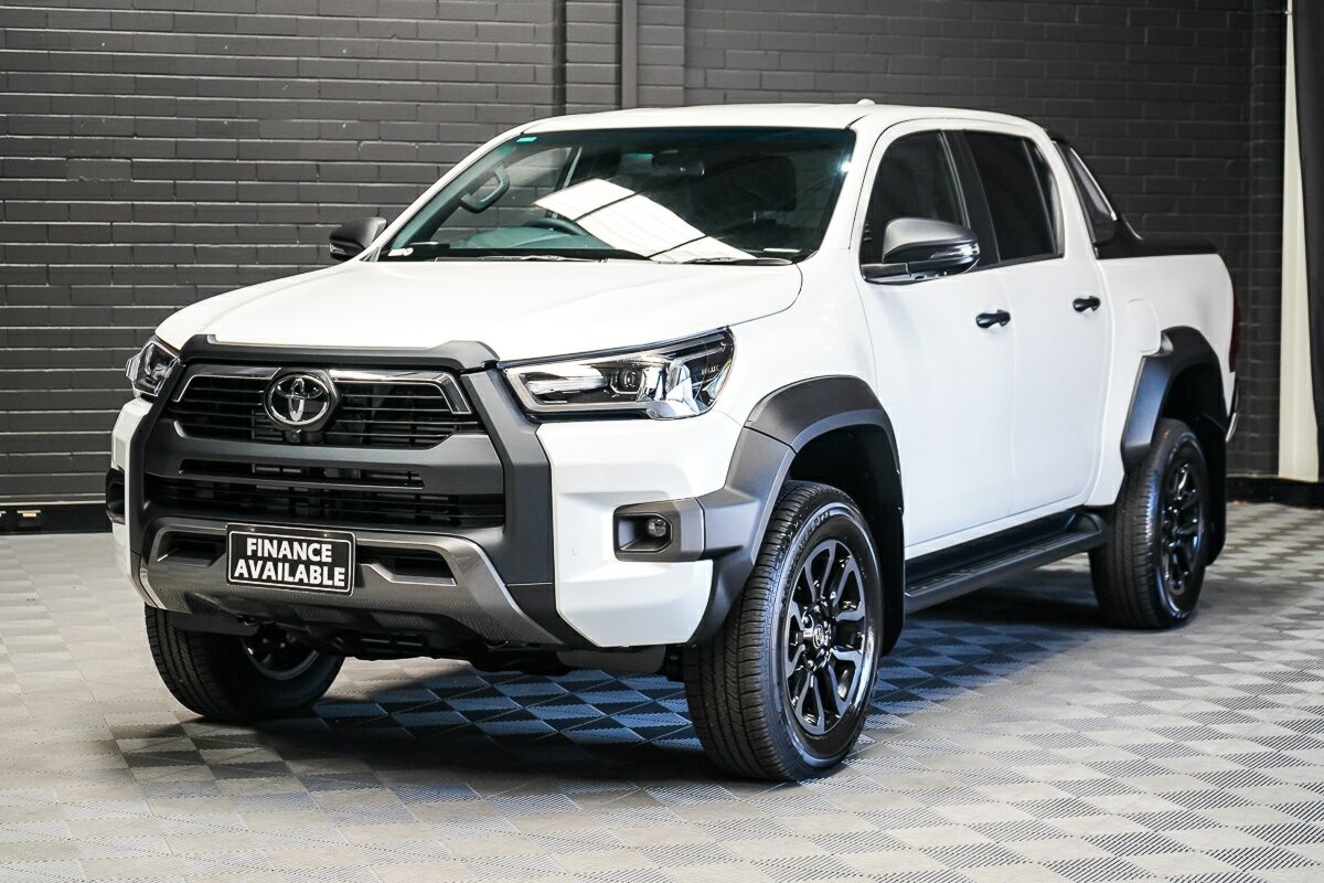 Toyota Hilux image 4